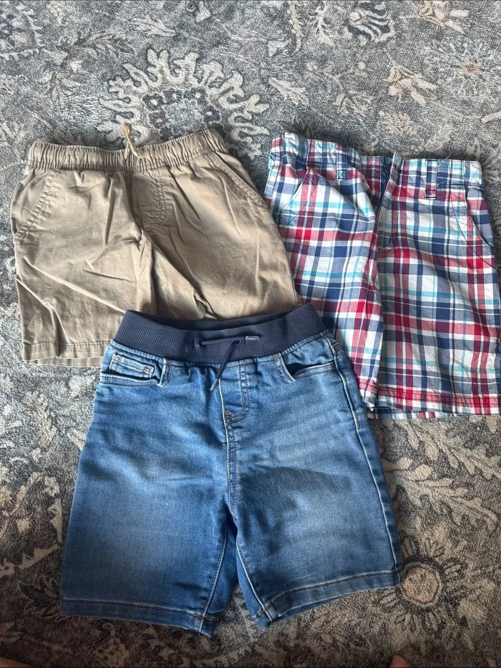 Bundle of 18 Toddler Boys Pants and Shorts